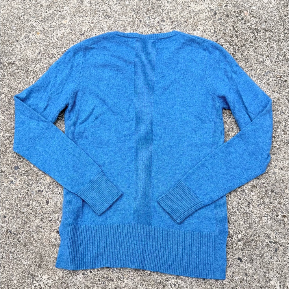 Cynthia Rowley Vibrant Blue Crew Neck Sweater super soft and cozy size M - Picture 2 of 7